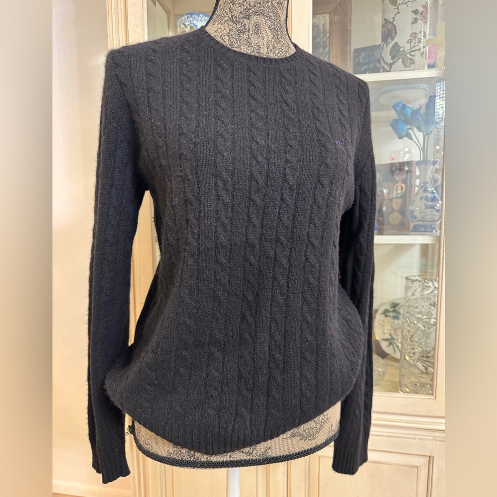 **SOLD** Lauren Ralph Lauren Cable Knit Cashmere Sweater Black Large